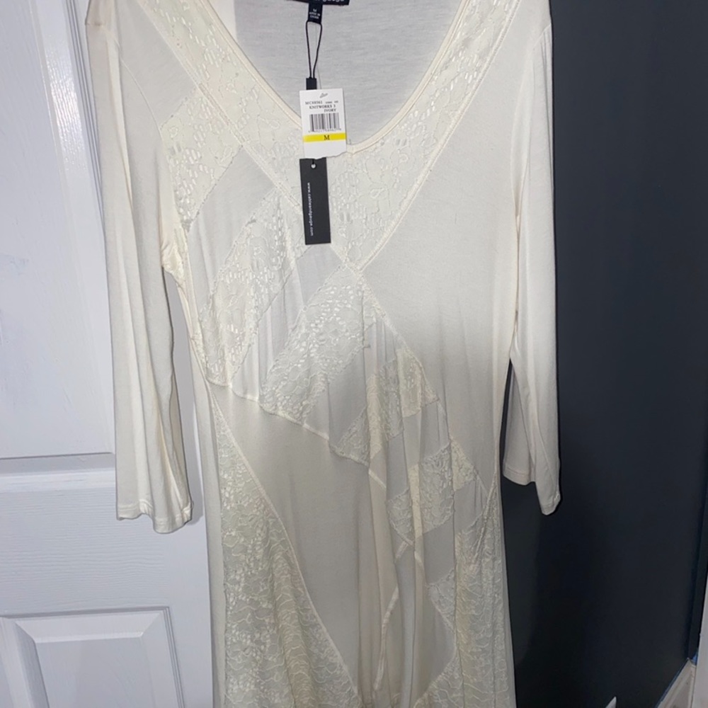 NWT Cable and Gauge Ivory Dress size Medium